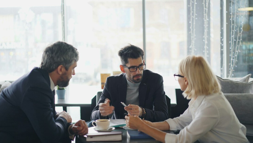 business team meeting discussion